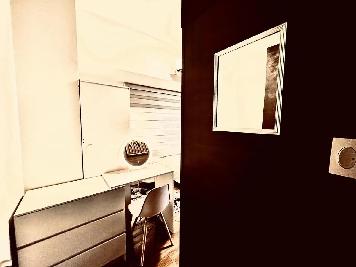 Apartment Luxurious 2 Bedroom Oasis In Air Residences With Bar Ktv And Games Manila