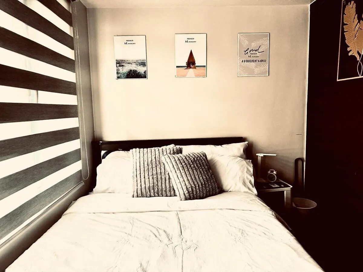 Luxurious 2 Bedroom Oasis In Air Residences With Bar Ktv And Games Manila 0*,  Philippines