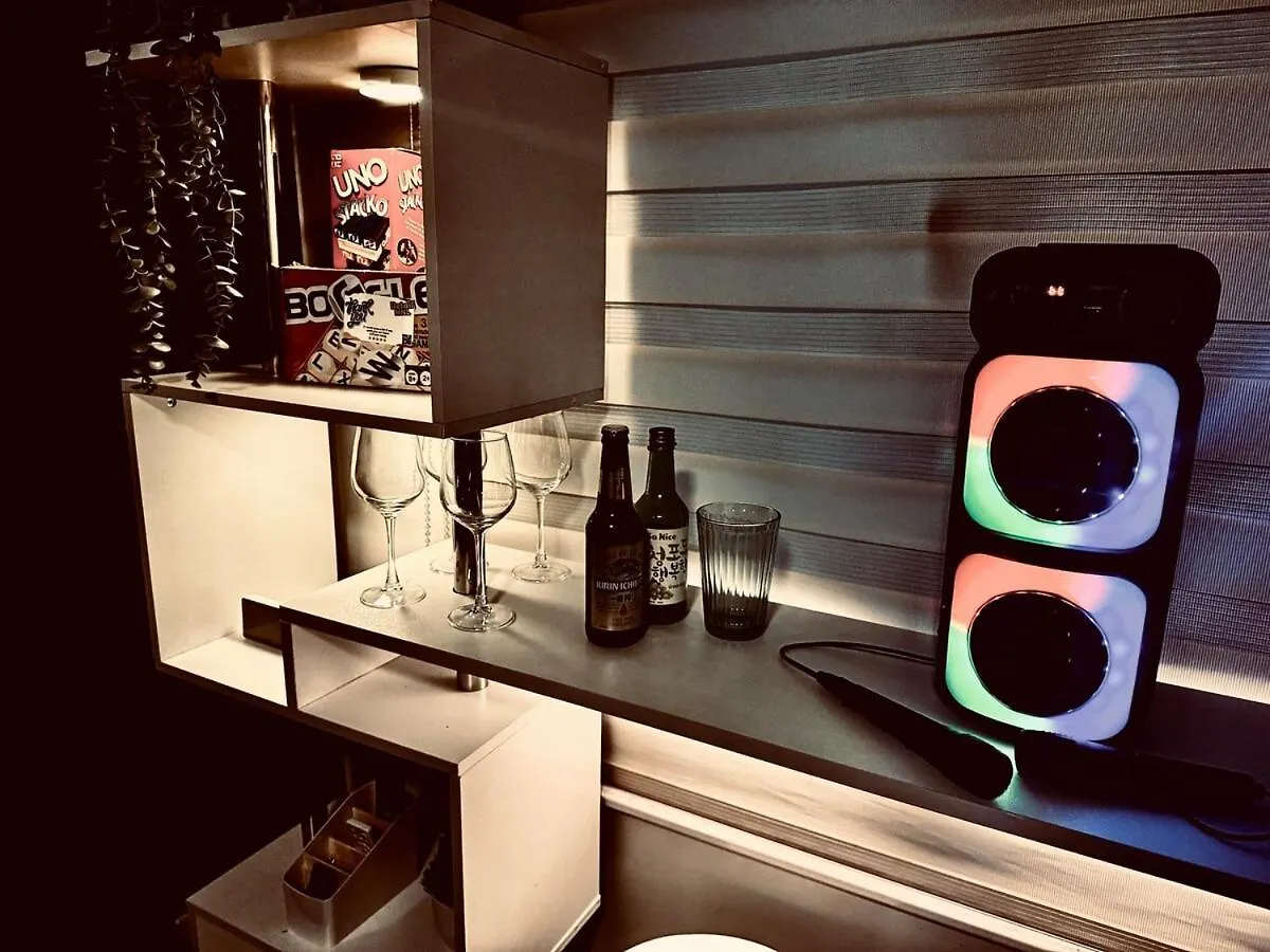 Luxurious 2 Bedroom Oasis In Air Residences With Bar Ktv And Games Manila Apartment