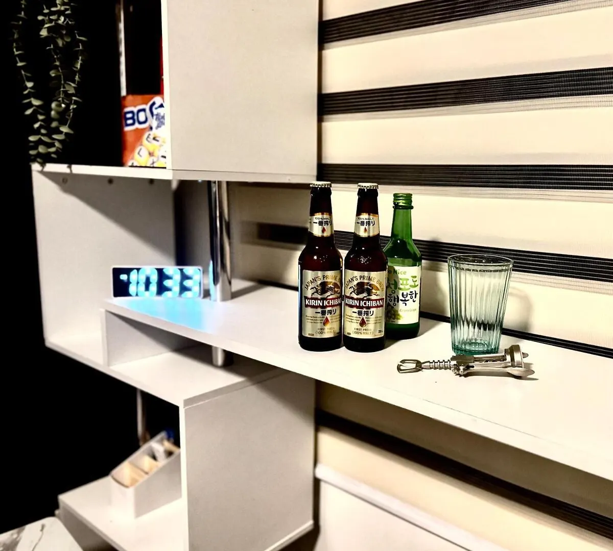 דירה מנילה Luxurious 2 Bedroom Oasis In Air Residences With Bar Ktv And Games